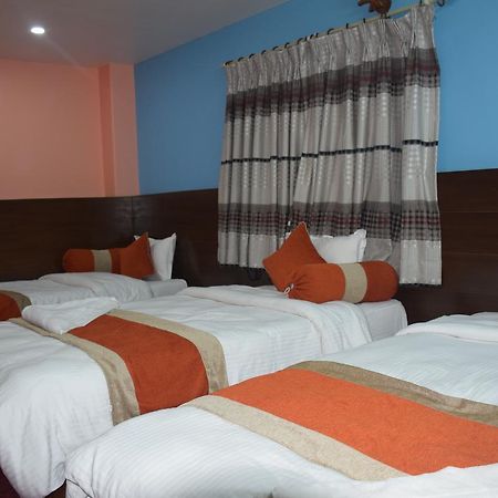 Hotel Rosemary Homes Похара Екстериор снимка