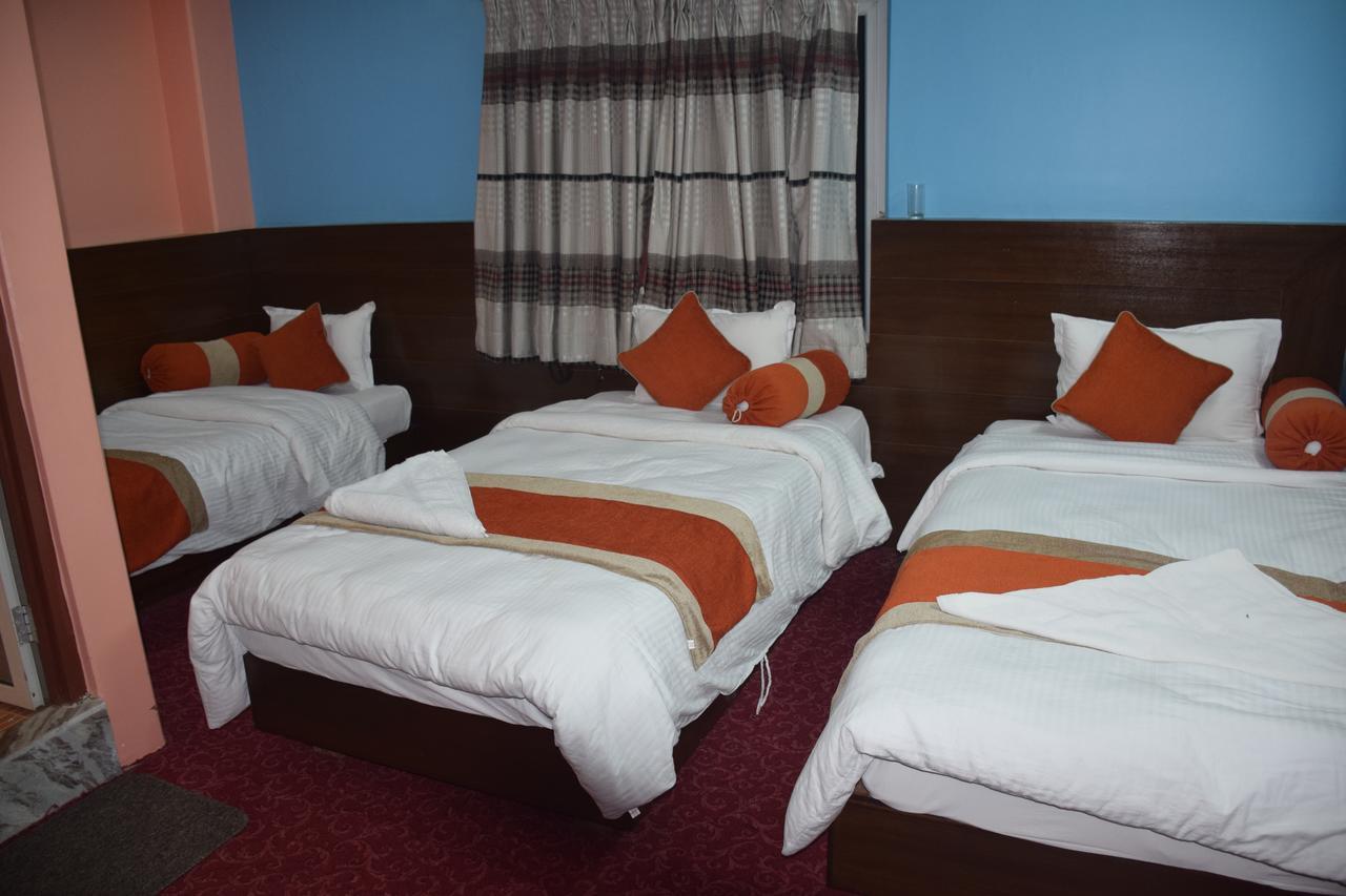 Hotel Rosemary Homes Похара Екстериор снимка